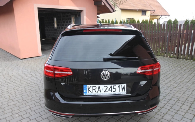 Volkswagen Passat cena 79900 przebieg: 131242, rok produkcji 2017 z Jaraczewo małe 254